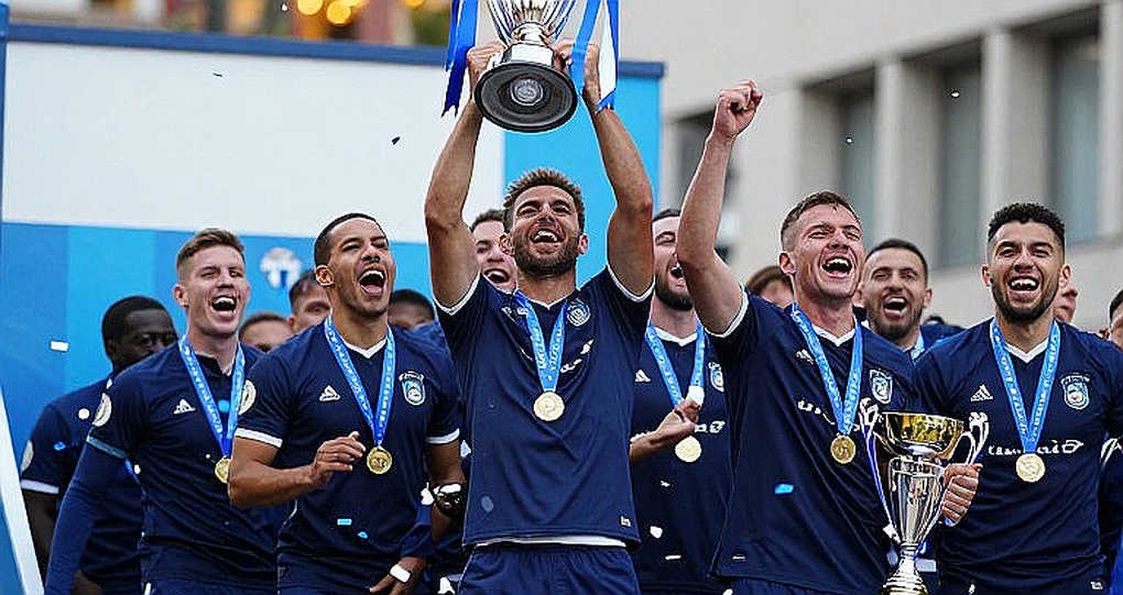Ajax, Marcos Leonardo và cái cân 20 triệu euro: Khi thể trạng trở thành biến số chuyển nhượng