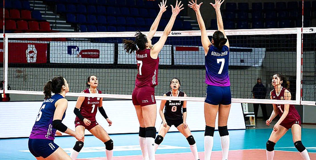 Brazil thống trị Nam Mỹ và vé Olympic: Ba mũi công, một nghi vấn lớn Brazil thống trị Nam Mỹ và vé Olympic: Ba mũi công, một nghi vấn lớn