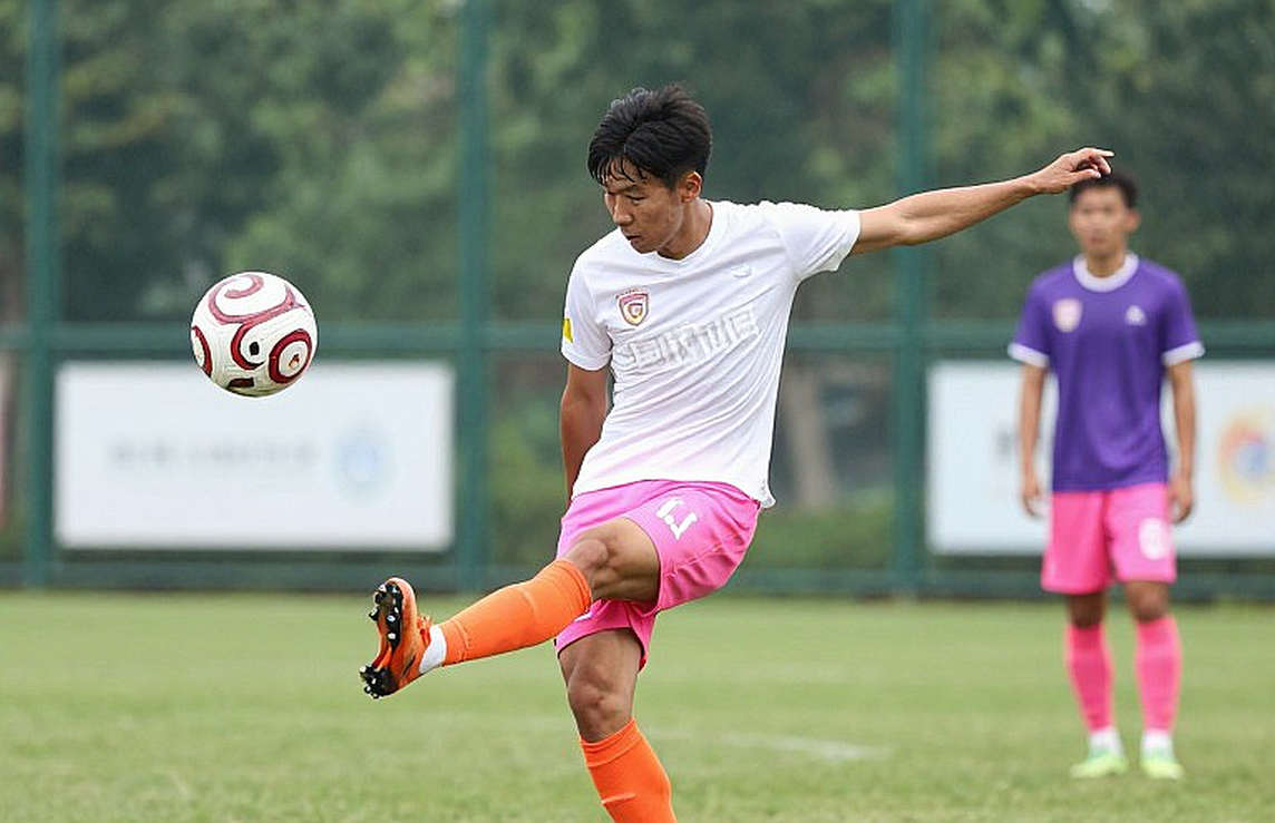Vì sao Nhật Bản không thể sản sinh Pedri hay Iniesta: Vấn đề nằm ở nhận thức của người huấn luyện