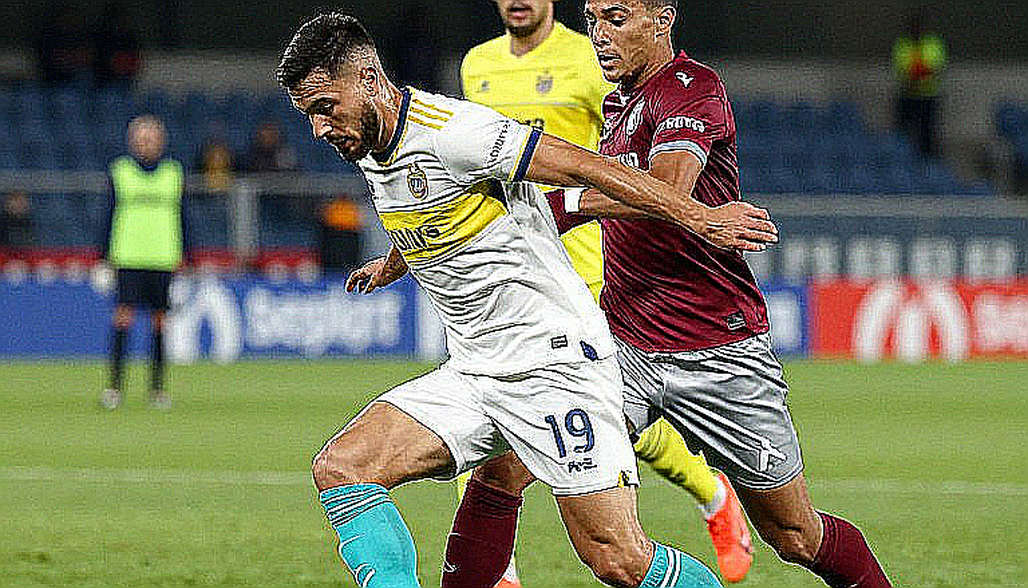 Neymar nhận thẻ đỏ, đẩy HLV Ceni và dọa đối thủ: Santos mất thủ lĩnh đúng sáu vòng cuối