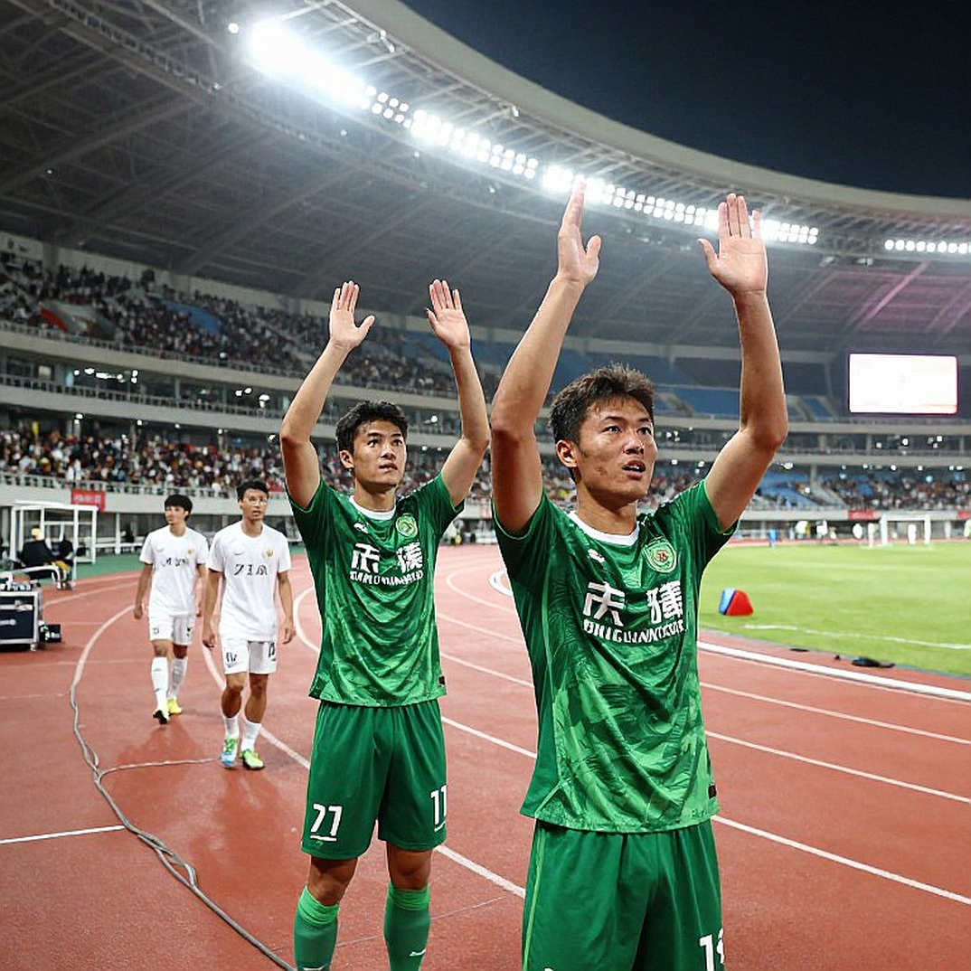 An Elbow Under the Floodlights: When V-League Writes Its Own Verdict