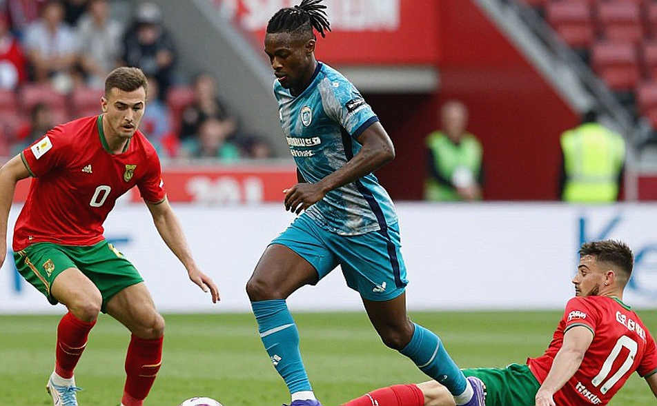 Cuộc chiến 20 phút cuối: V.League được định đoạt từ ghế dự bị