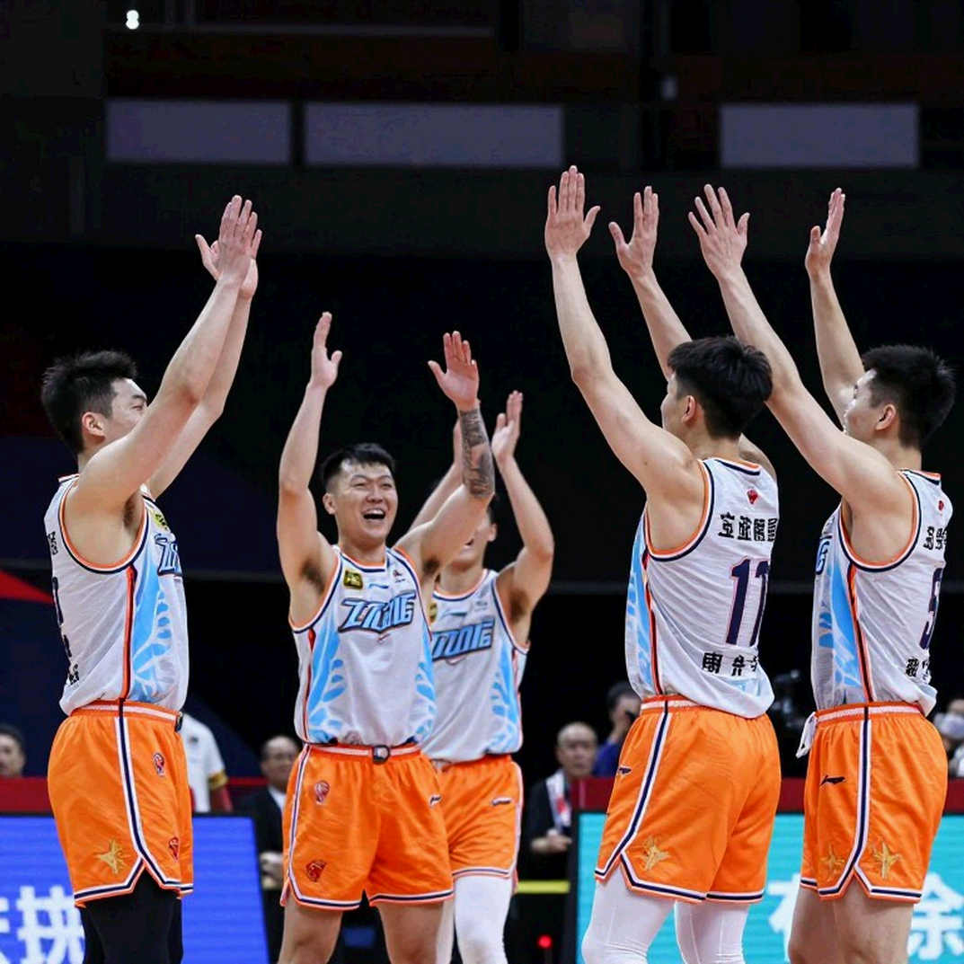 V.League 1 và cấu trúc chi phí mùa giải thường niên: Học viện trẻ, dòng tiền và áp lực khán đài V.League 1 và cấu trúc chi phí mùa giải thường niên: Học viện trẻ, dòng tiền và áp lực khán đài