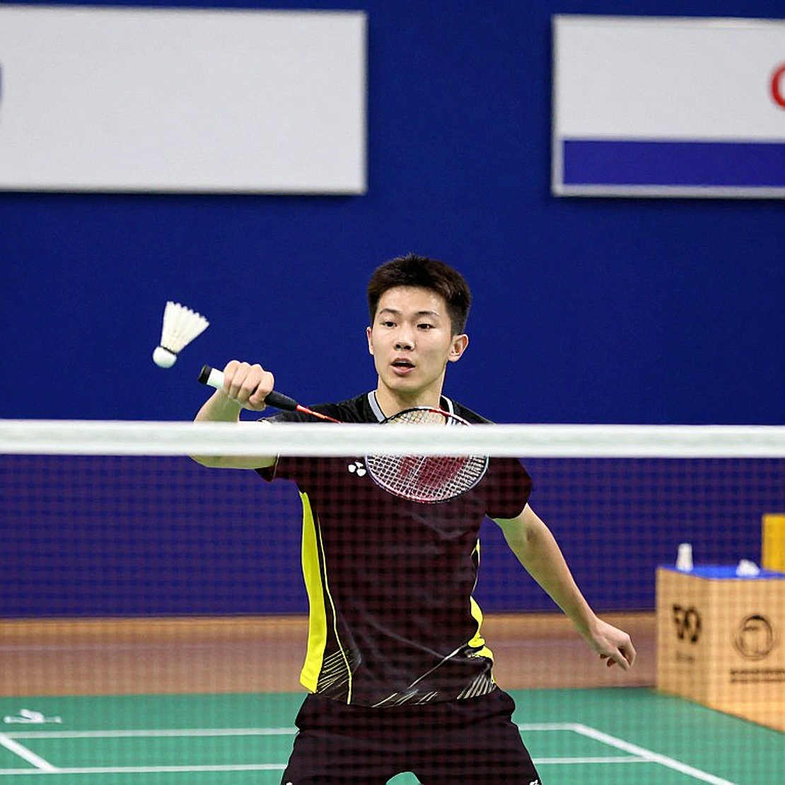 Alwi Farhan Trains With Kento Momota Before Asian Games 2026: The Lesson Lives in the Knees, Not the Smash Alwi Farhan Trains With Kento Momota Before Asian Games 2026: The Lesson Lives in the Knees, Not the Smash