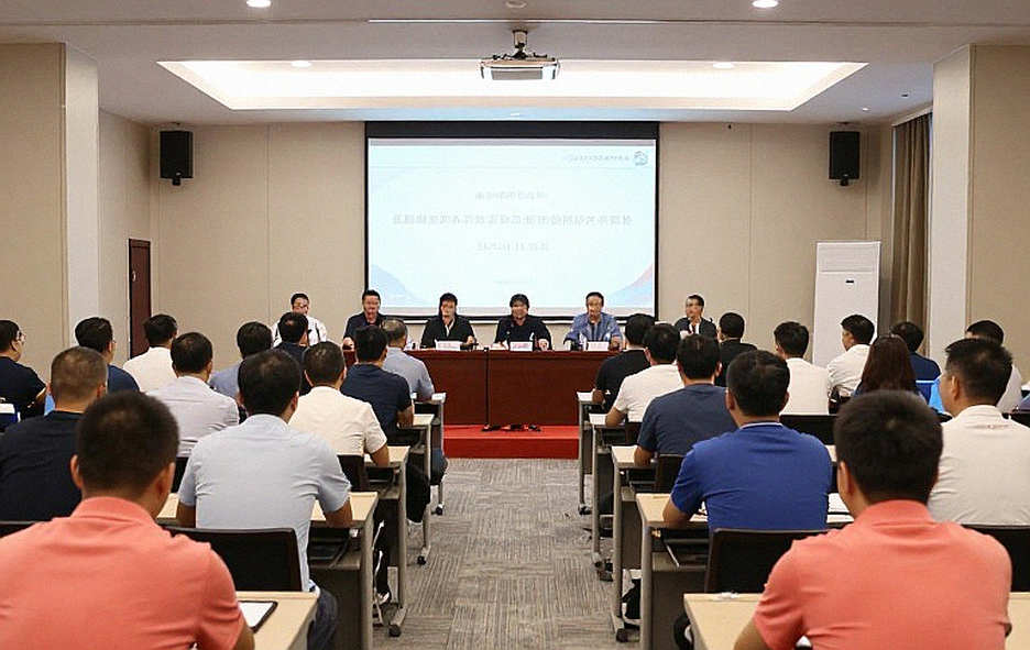 China Smash 2026: Hai game deuce của Kanak Jha và tầng trầm tích bóng bàn Mỹ
