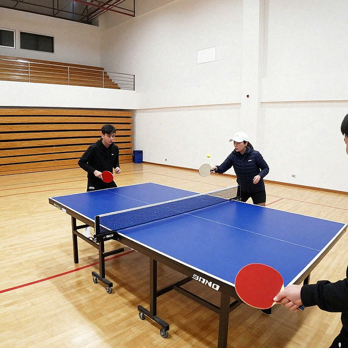 Worthing TTC and the Junior Team 1 Star: The Gap at the Base of England's Table Tennis Pyramid Worthing TTC and the Junior Team 1 Star: The Gap at the Base of England's Table Tennis Pyramid