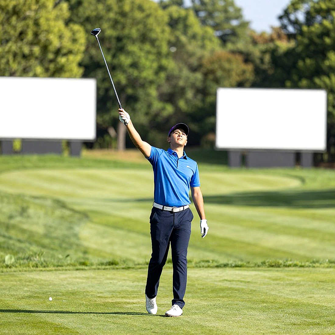 Nick Taylor và hố 18 ở Medinah: Kẻ chờ mười năm phá vỡ giáo trình bằng một cú 9-iron