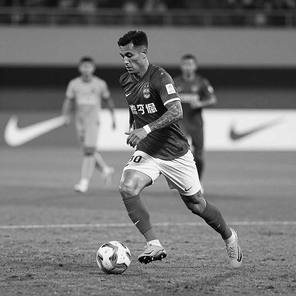 The V.League's Pressing Rhythm and the Real Price of Home Advantage The V.League's Pressing Rhythm and the Real Price of Home Advantage