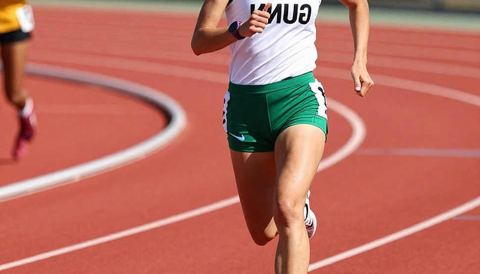 Amy Hunt chạm đỉnh phong độ tại Brussels: 22.16s, huy chương đồng Diamond League và bài toán lịch thi đấu dày đặc
